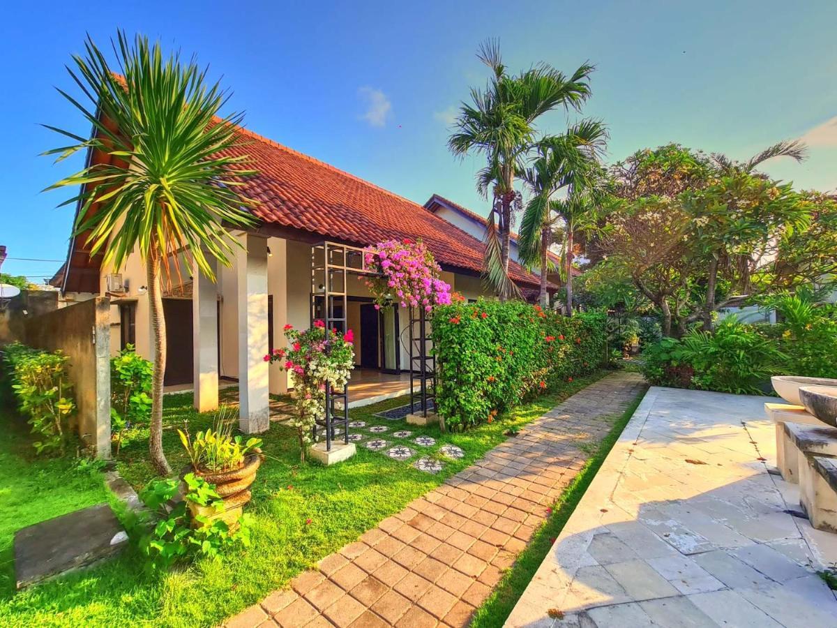Sayang Taman Villas Sanur Exterior foto